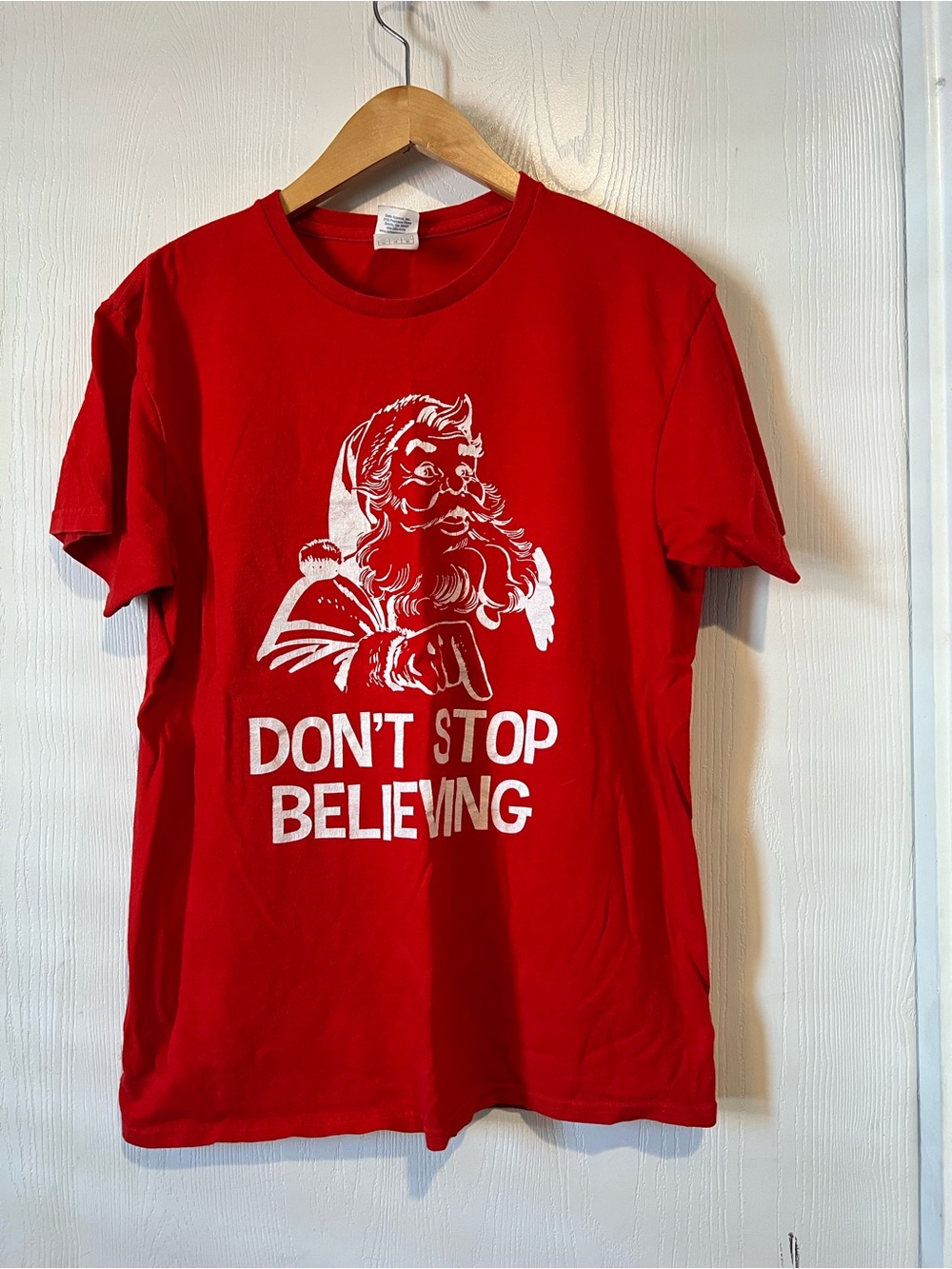 Don't Stop Believing Santa Shirt Red Holiday Time Christmas Tee men Sz medium